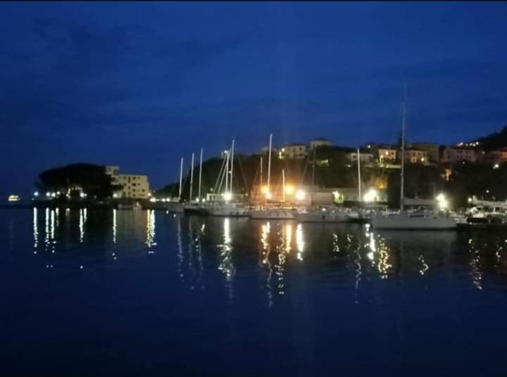 Apartamento Dal Conte La Spezia Exterior foto